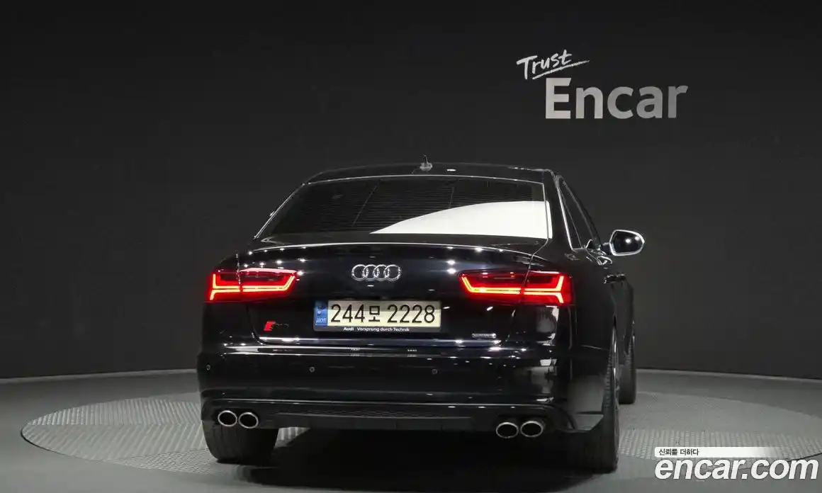 Audi A6 2016 2.0 автомат (гидро), фото 4