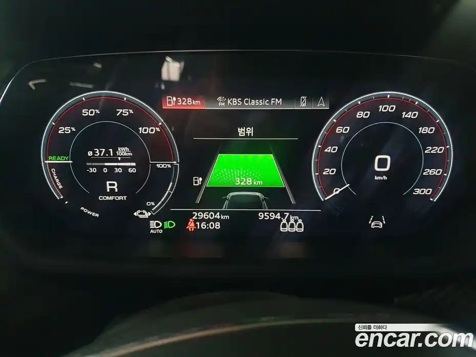 Audi RS e-tron GT 2022 0.1 автомат (гидро), фото 8