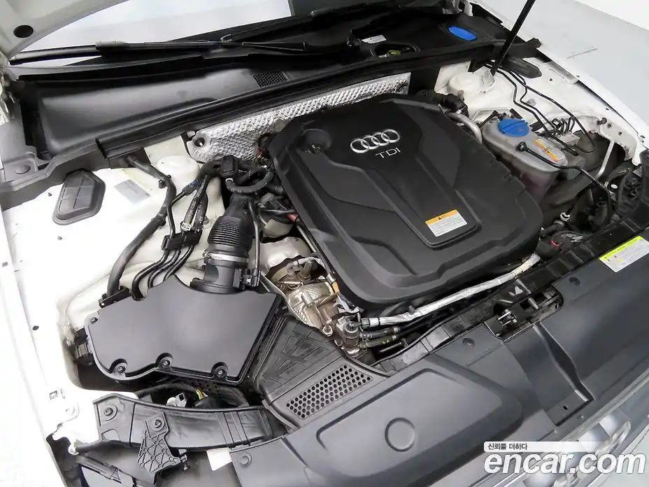 Audi A4 2014 2.0 автомат (гидро), фото 19