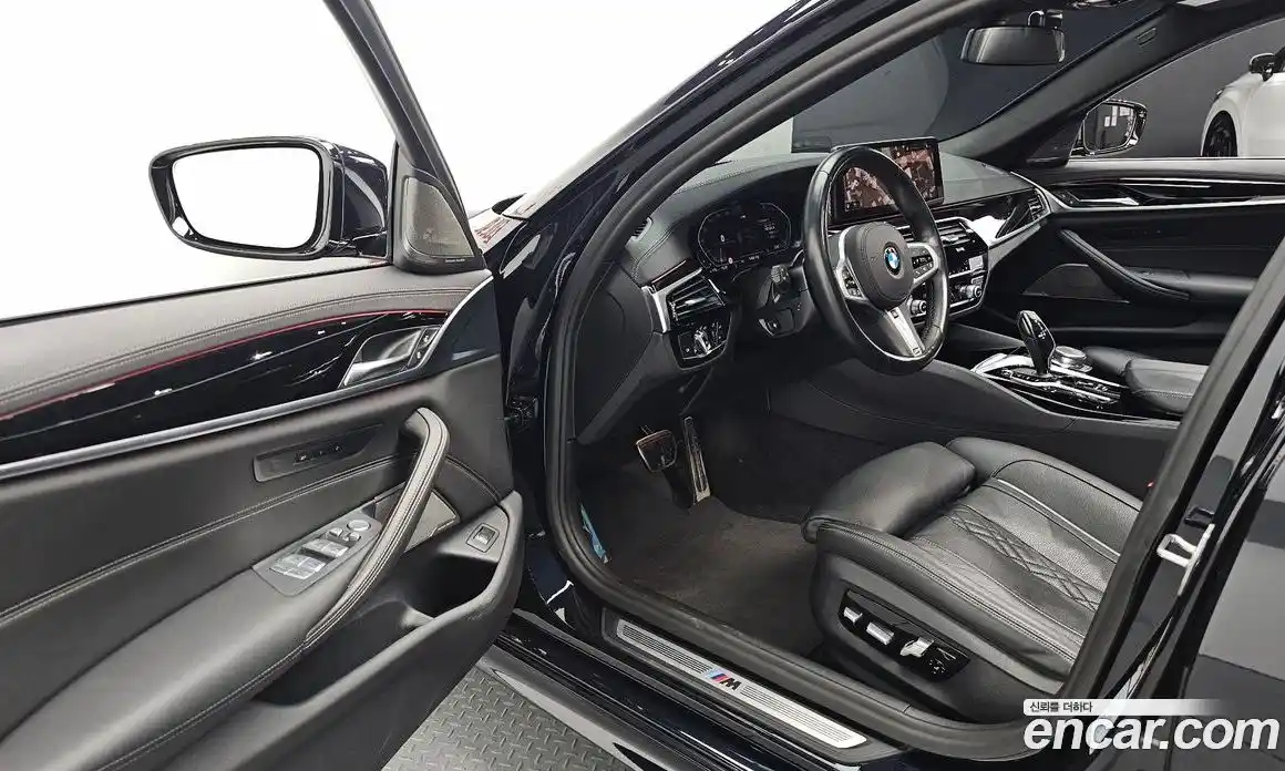 BMW 5-Series 2022 2.0 гидро, фото 11