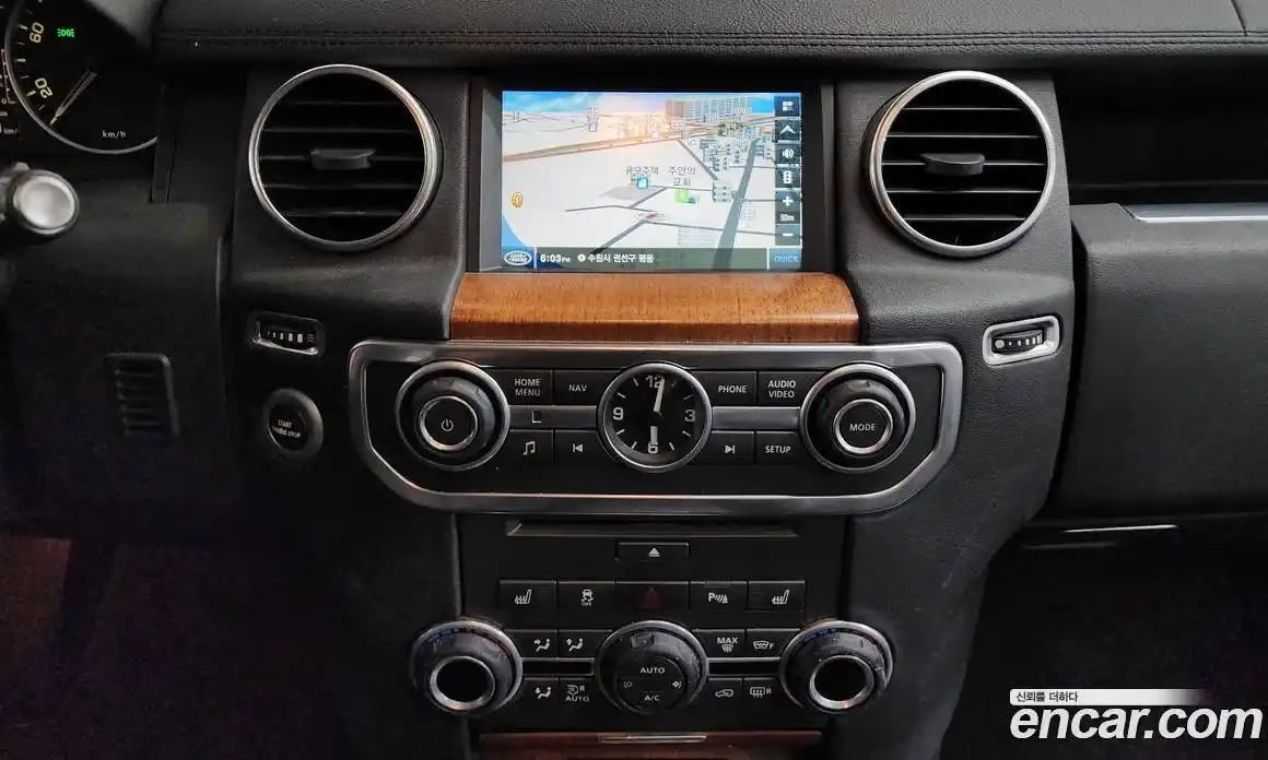 Land Rover Discovery 2015 3.0 автомат (гидро), фото 14