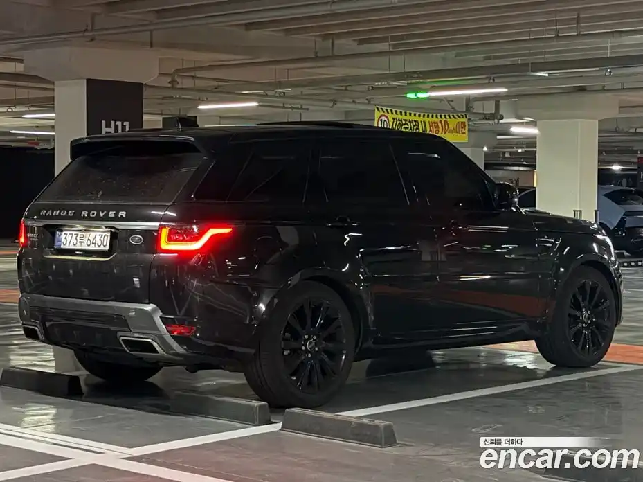 Land Rover Range Rover Sport 2018 3.0 автомат (гидро), фото 3