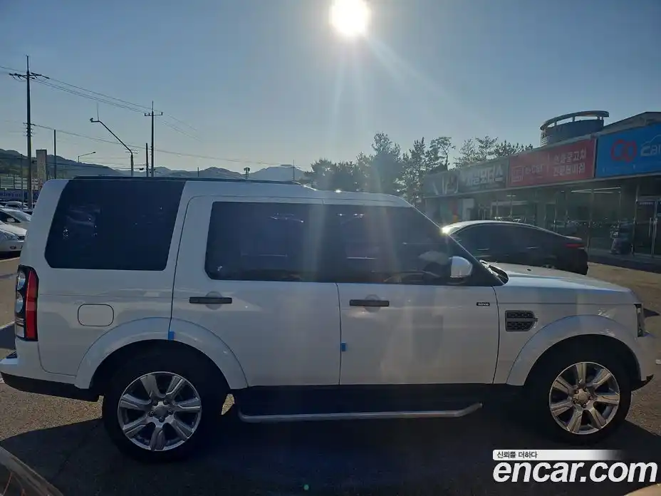 Land Rover Discovery 2015 3.0 автомат (гидро), фото 20