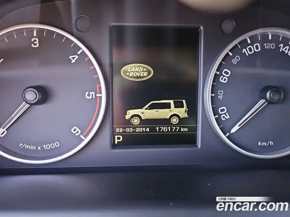 Land Rover Discovery 2015 3.0 автомат (гидро), фото 8