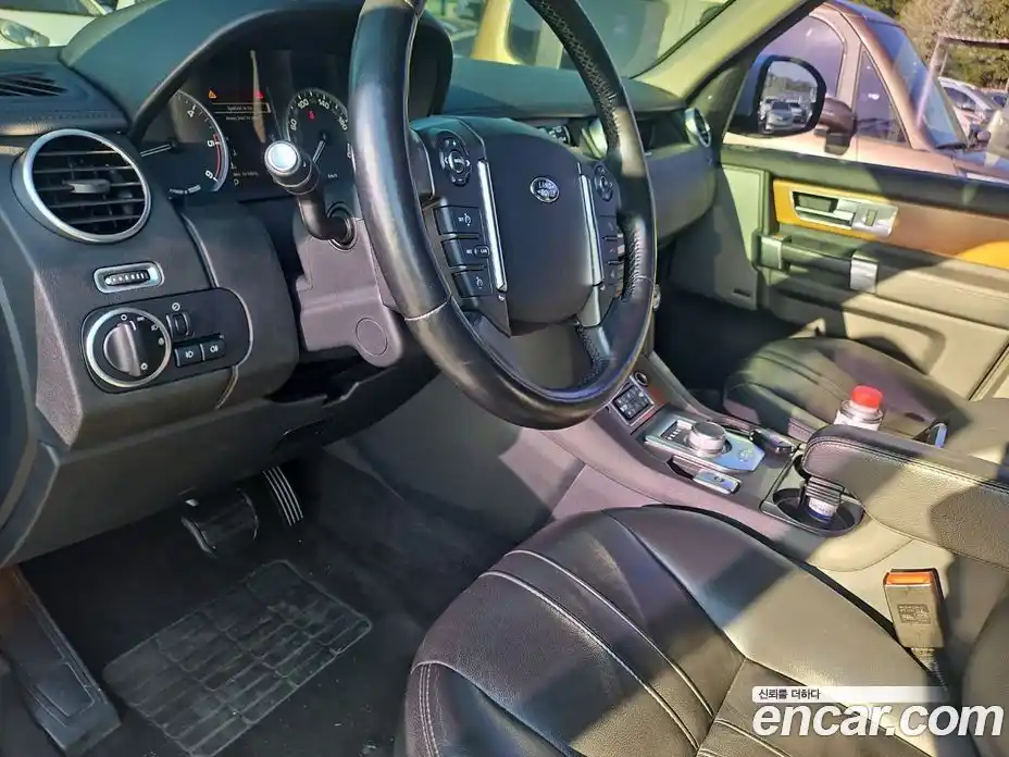 Land Rover Discovery 2015 3.0 автомат (гидро), фото 10
