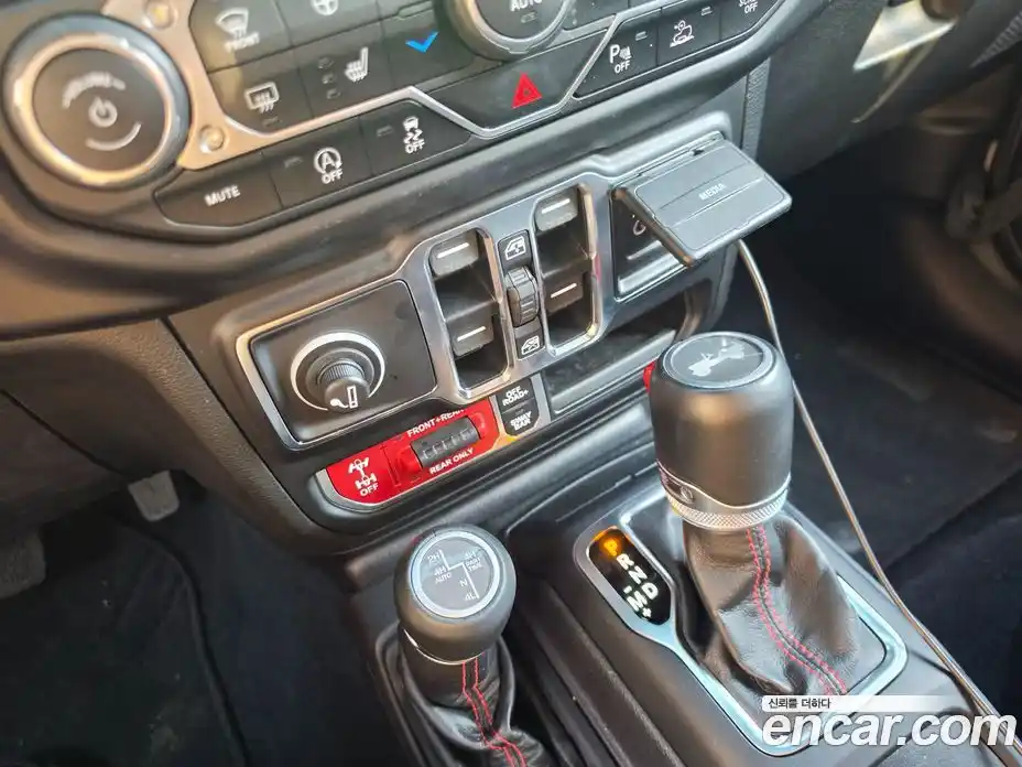 Jeep Wrangler 2022 2.0 автомат (гидро), фото 7