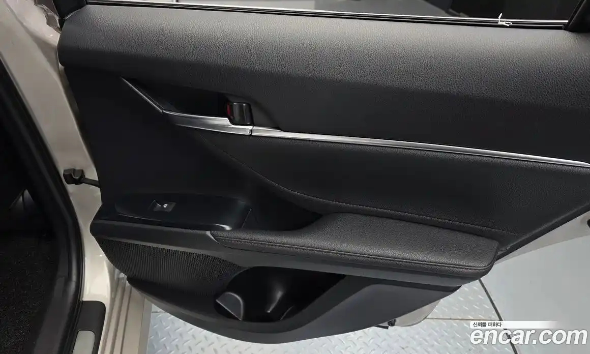 Toyota Camry 2018 2.5 гидро, фото 15