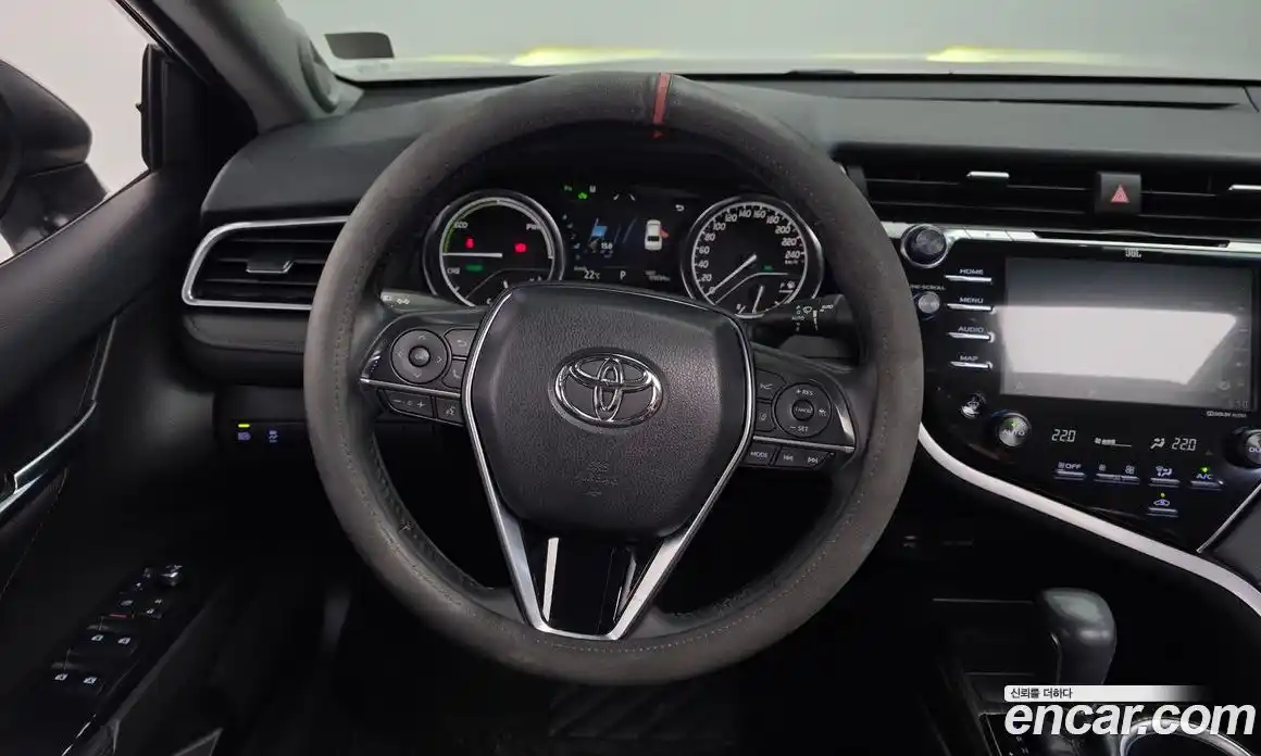 Toyota Camry 2018 2.5 гидро, фото 19