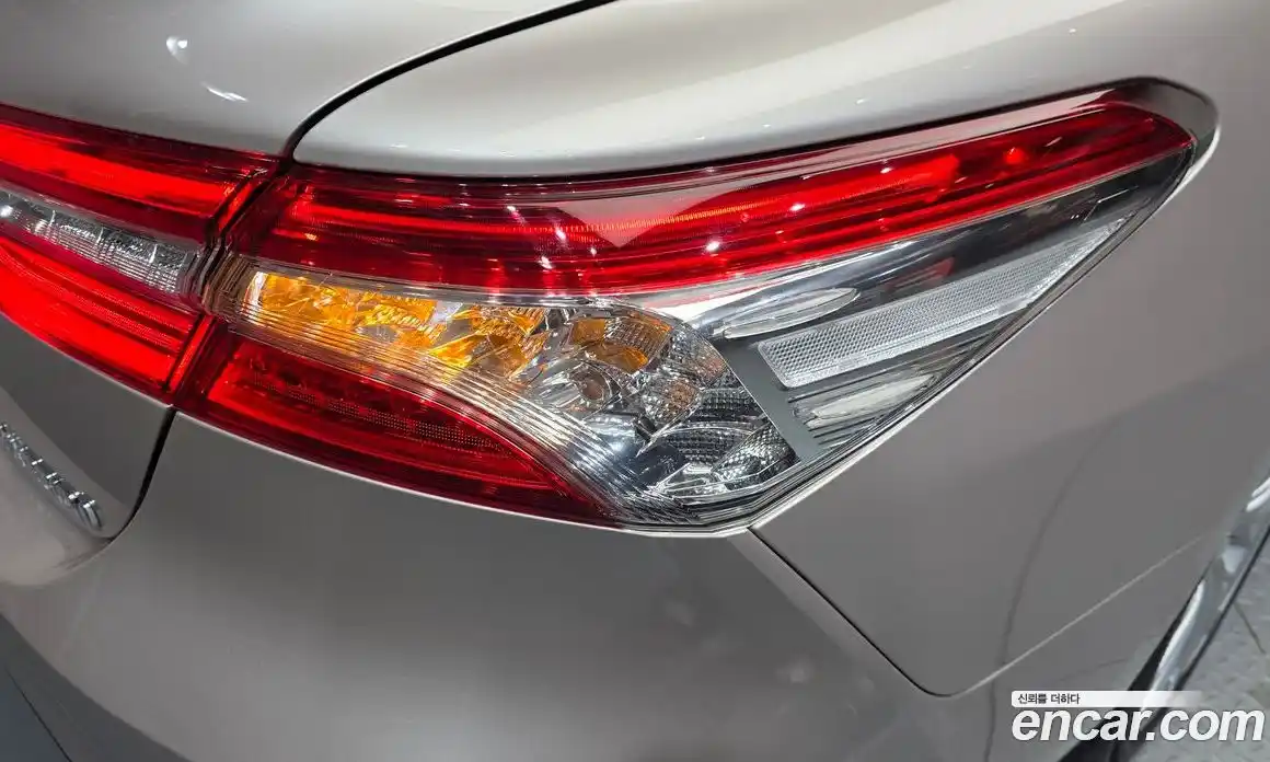 Toyota Camry 2018 2.5 гидро, фото 9