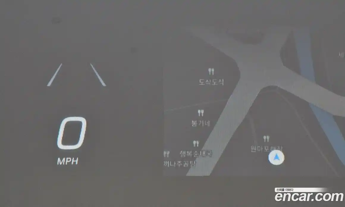 Maserati Grecale 2024 2.0 гидро, фото 17