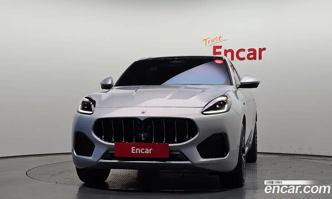Maserati Grecale 2024 2.0 гидро, фото 3