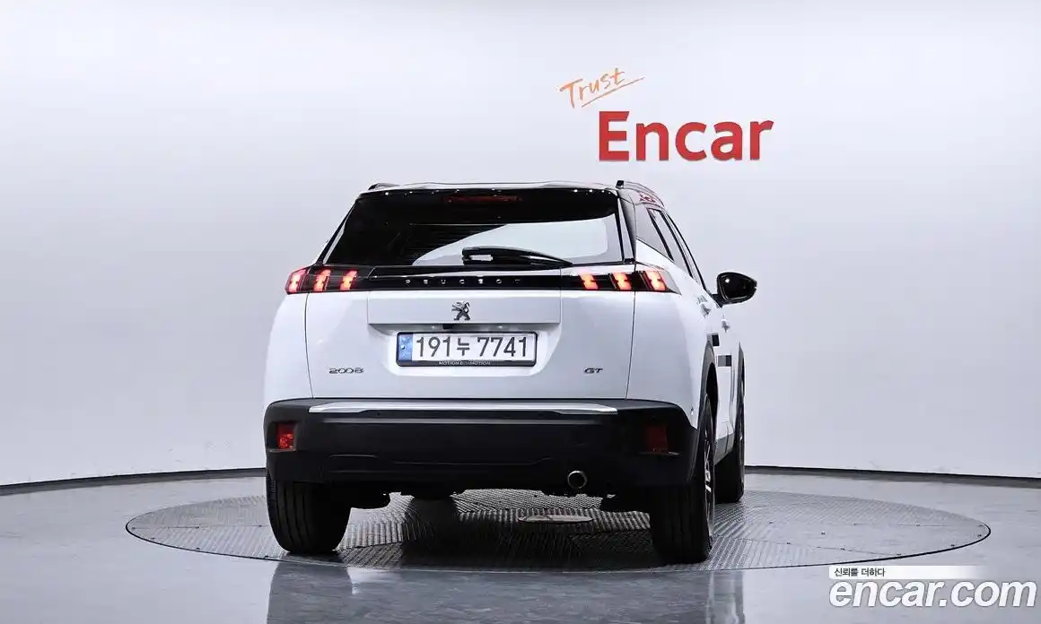 Peugeot 2008 2022 1.5 автомат (гидро), фото 4