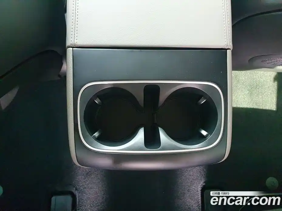 Kia Canival 2026 1.6 гидро, фото 10