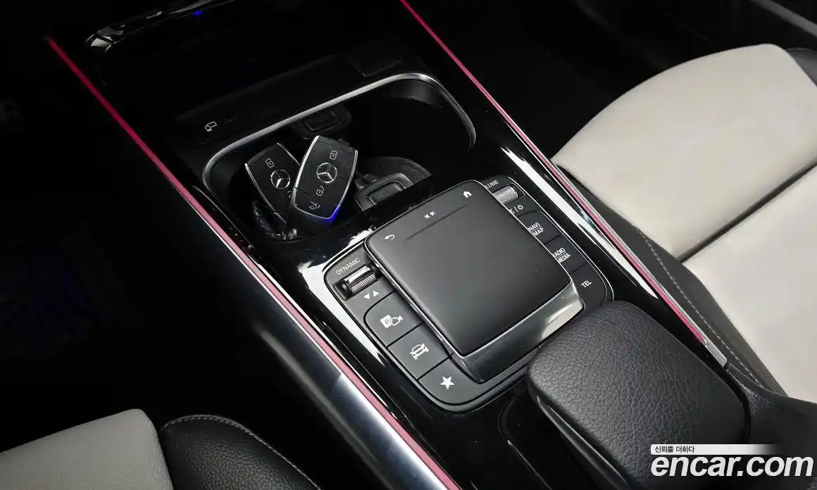 Mercedes-Benz GLA-Class 2021 2.0 гидро, фото 25