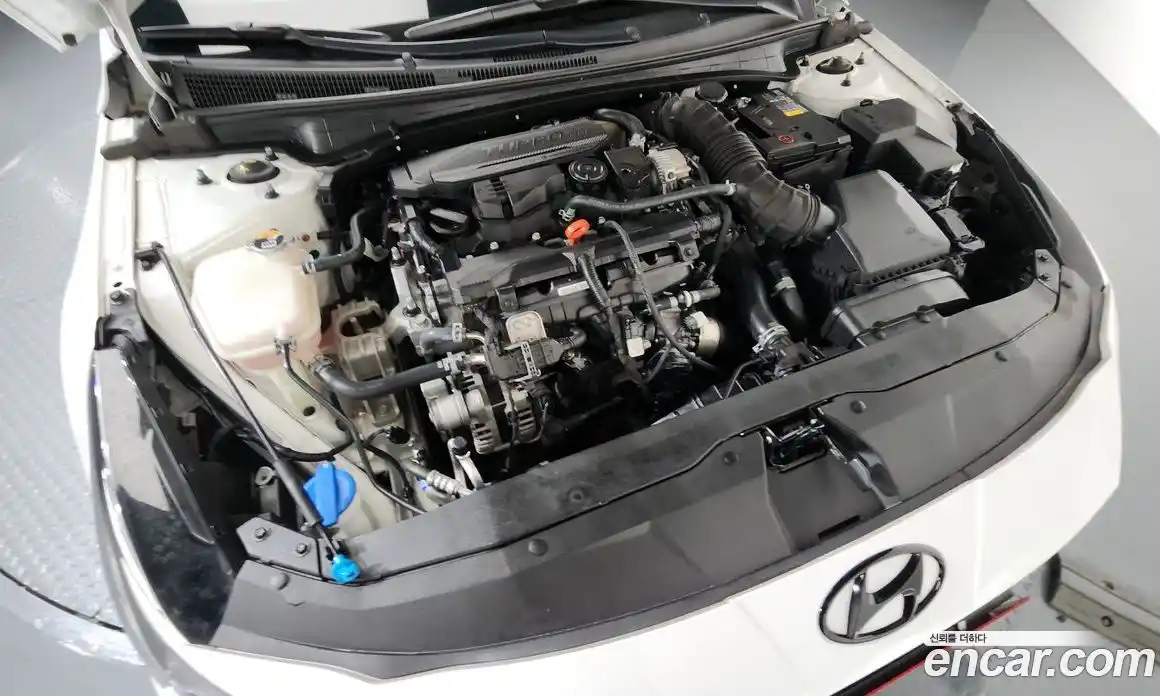 Hyundai Avante 2023 1.6 гидро, фото 6