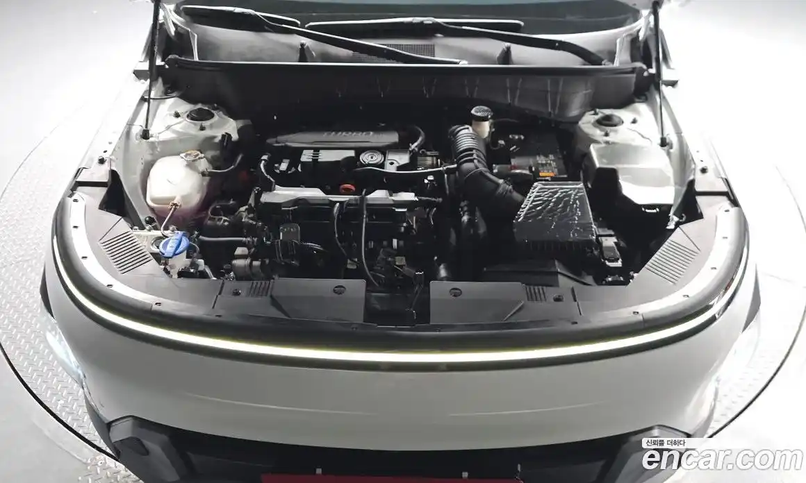 Hyundai Kona 2024 1.6 гидро, фото 6