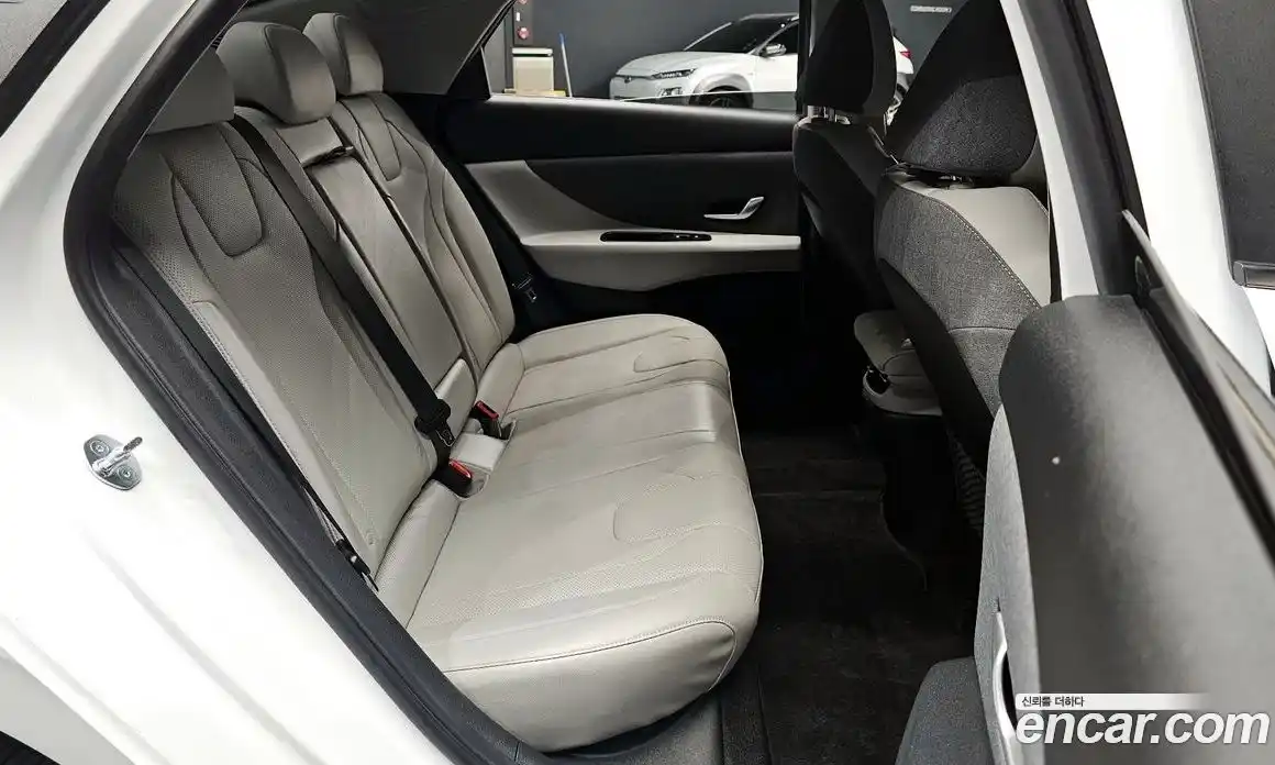 Hyundai Avante 2023 1.6 гидро, фото 11