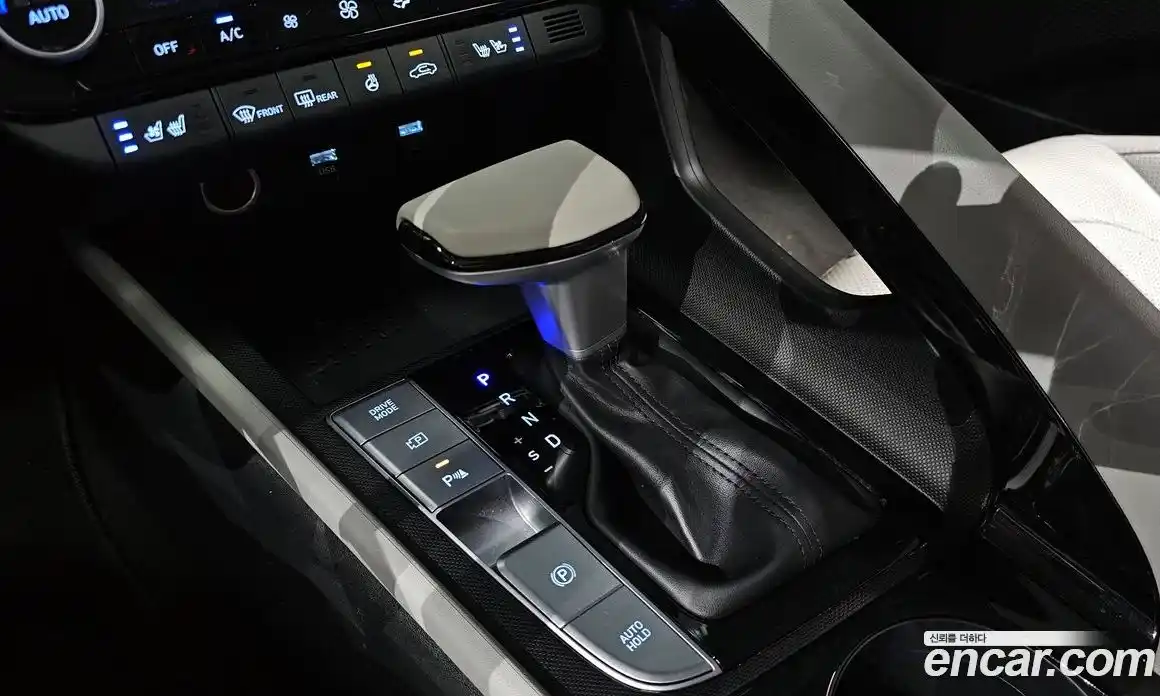 Hyundai Avante 2023 1.6 гидро, фото 9