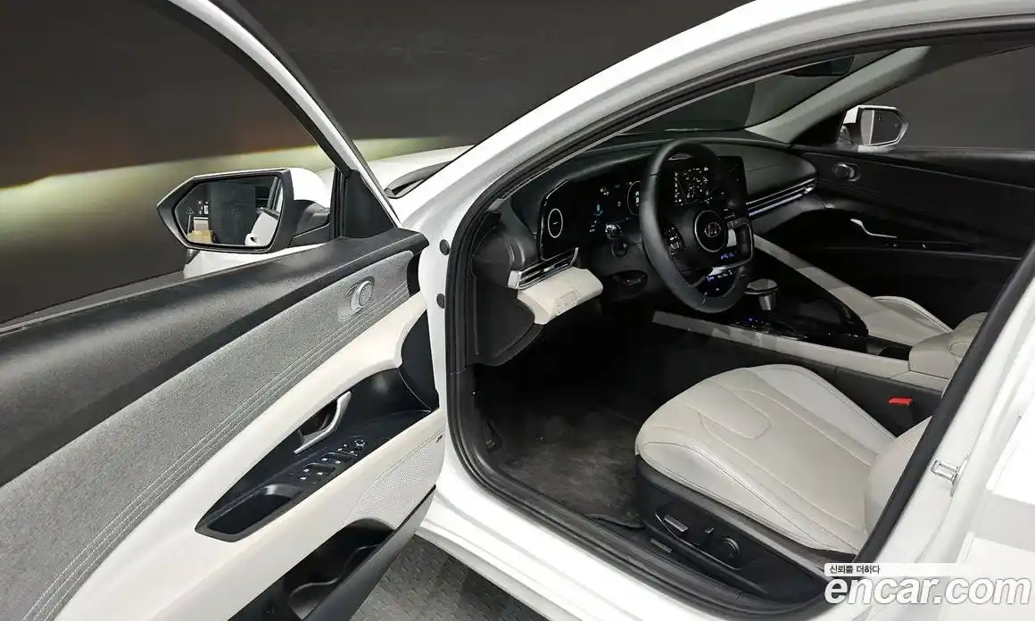 Hyundai Avante 2023 1.6 гидро, фото 10