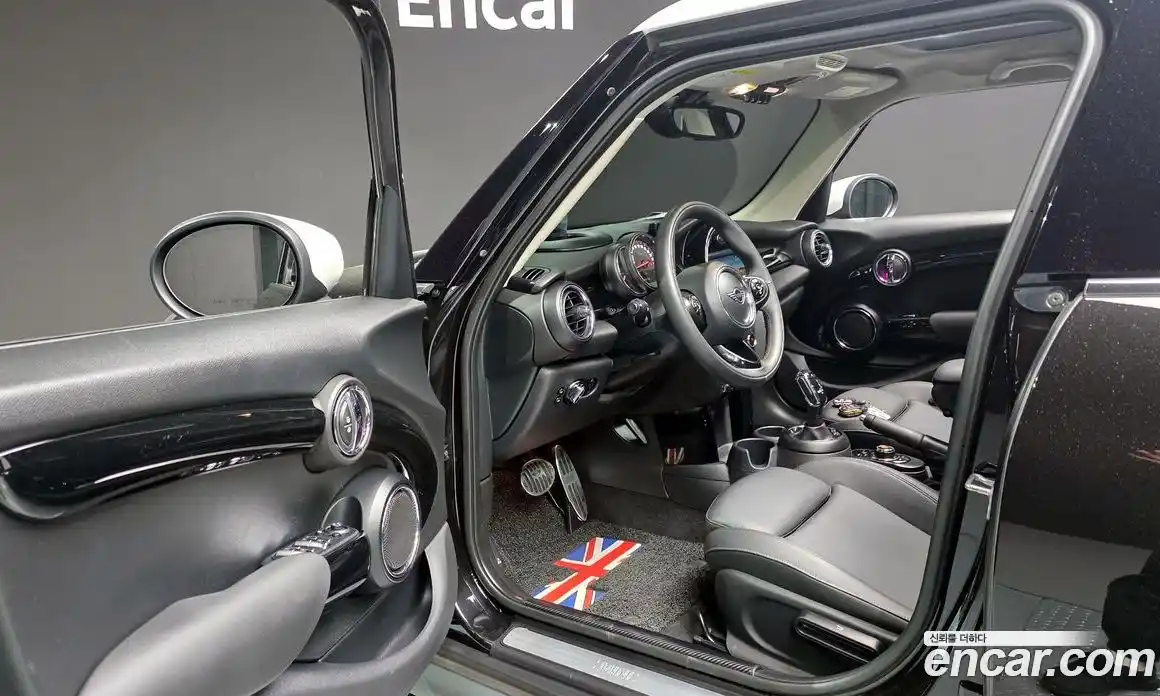 Mini Cooper 2020 1.5 автомат (гидро), фото 19