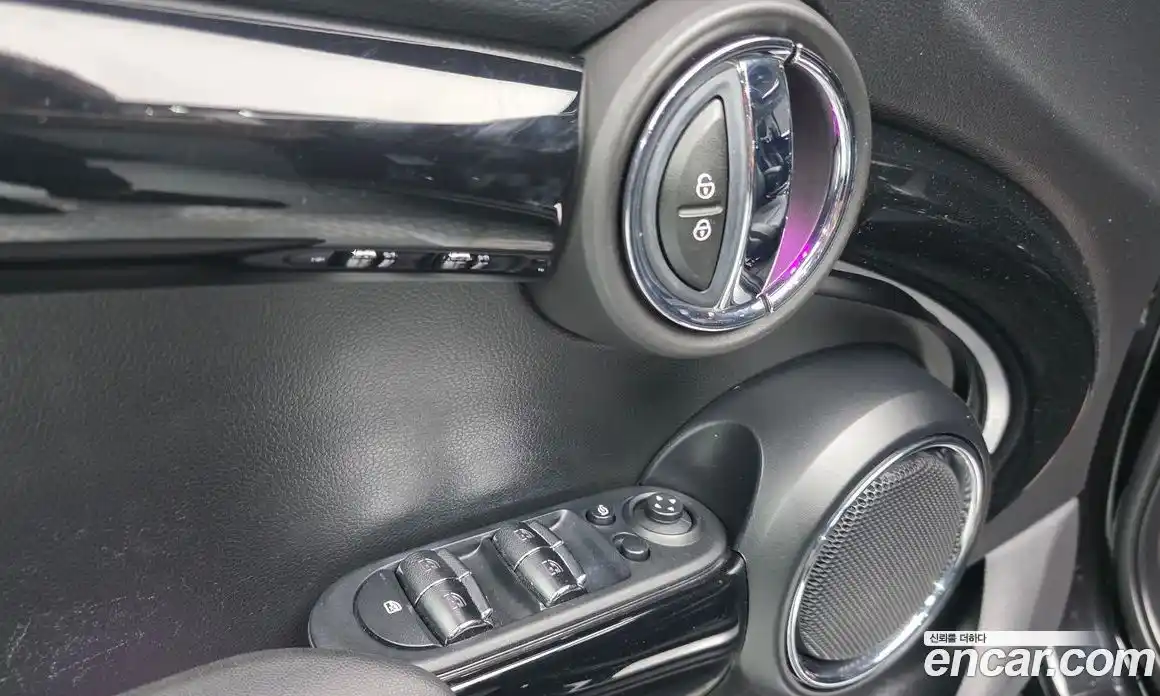 Mini Cooper 2020 1.5 автомат (гидро), фото 27