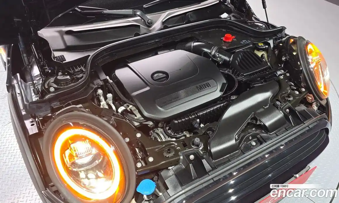 Mini Cooper 2020 1.5 автомат (гидро), фото 28