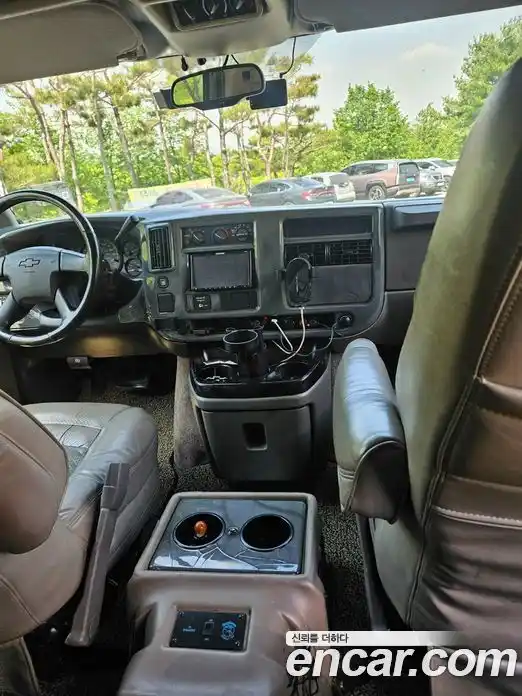 Chevrolet Express Van 2006 6.0 автомат (гидро), фото 12