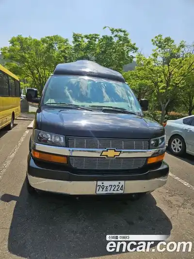 Chevrolet Express Van 2006 6.0 автомат (гидро), миниатюра 3