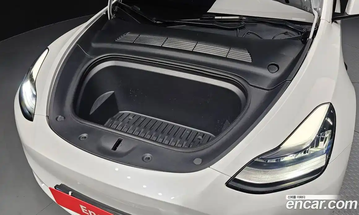 Tesla Model Y 2022 0.2 гидро, фото 6