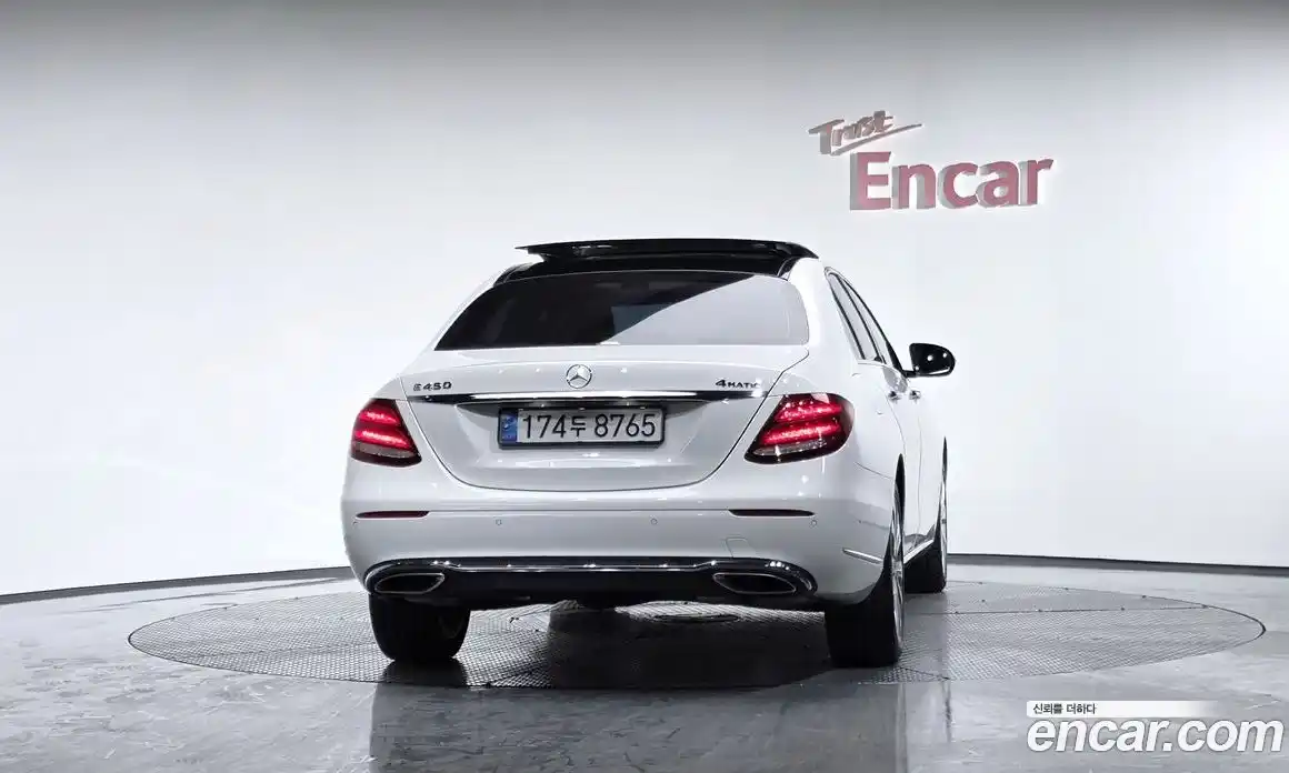 Mercedes-Benz E-Class 2017 2.0 автомат (гидро), фото 3