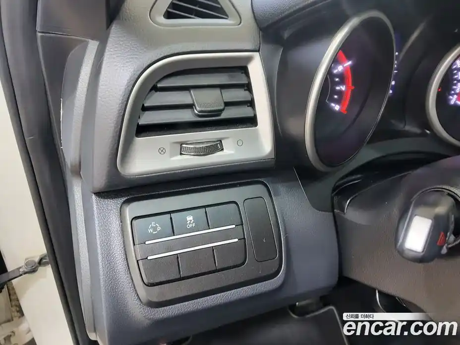 SsangYong TIBOLI 2017 1.6 автомат (гидро), фото 18