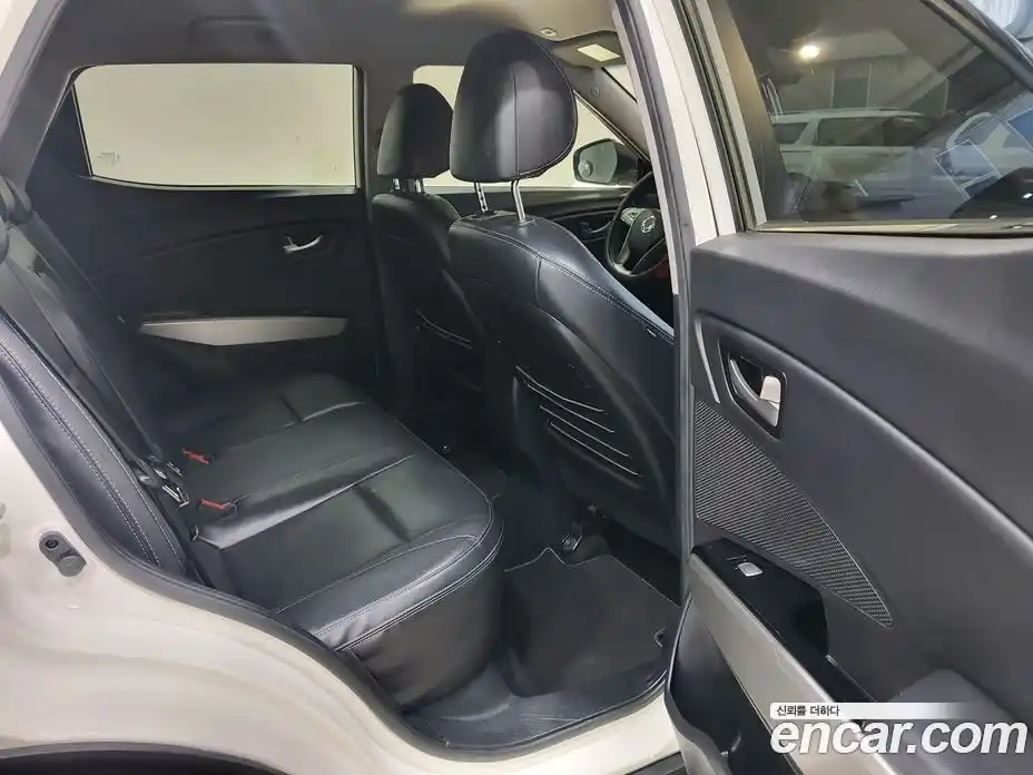 SsangYong TIBOLI 2017 1.6 автомат (гидро), фото 10
