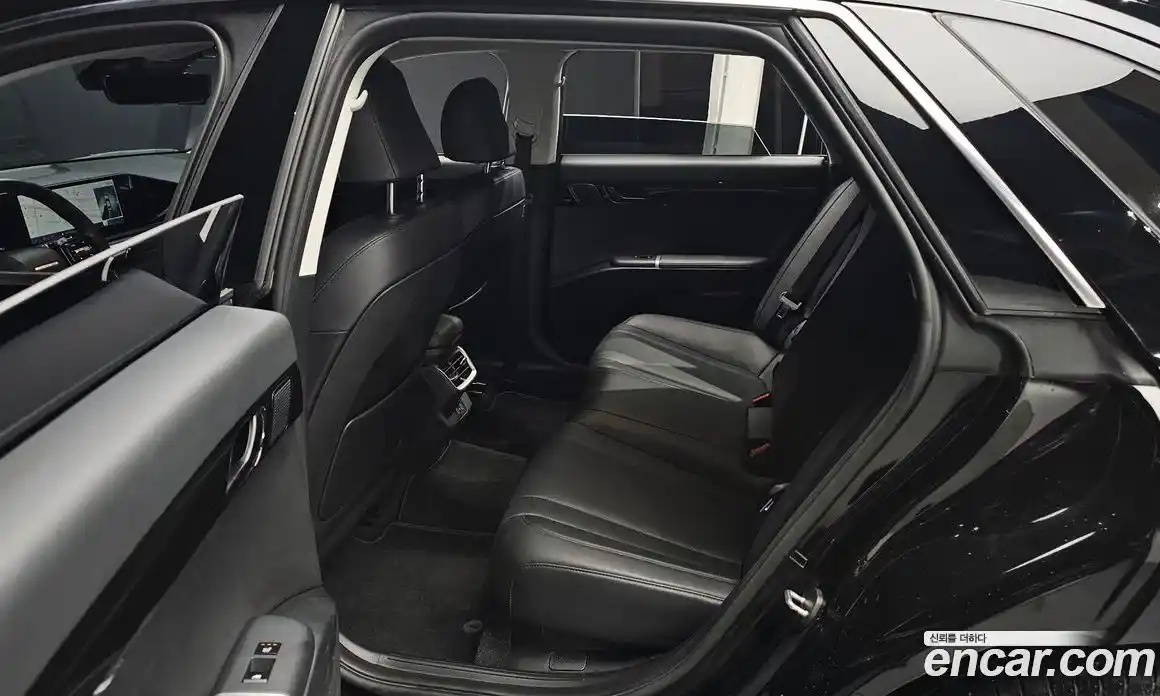 Hyundai Grandeur 2024 2.5 гидро, фото 12