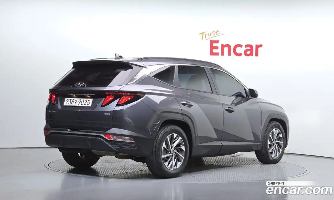 Hyundai Tucson 2023 2.0 гидро, фото 2