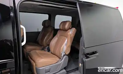 Hyundai Staria 2023 2.2 гидро, миниатюра 12