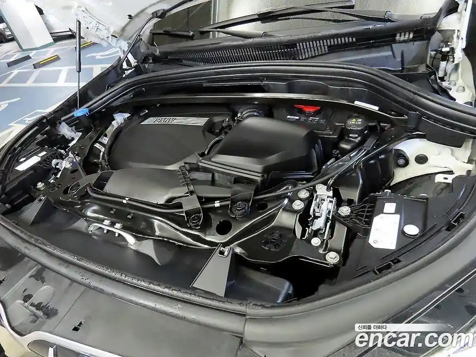 BMW X1 2024 2.0 гидро, фото 6