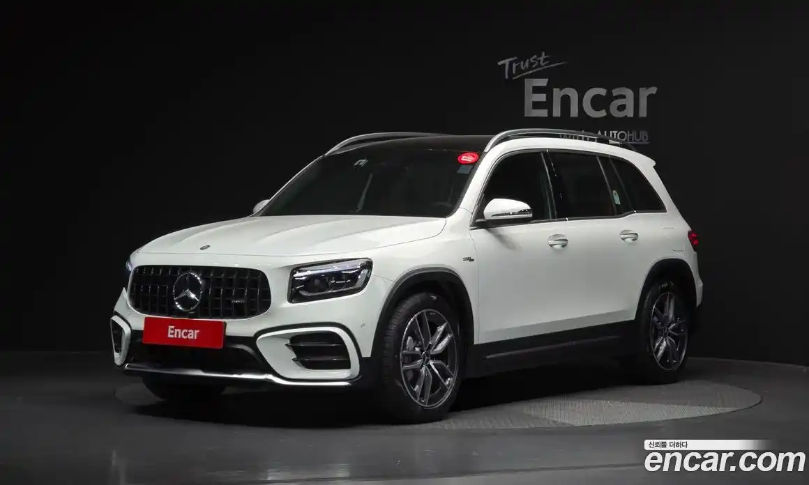 Mercedes-Benz GLB-Class 2025 2.0 гидро, фото 1