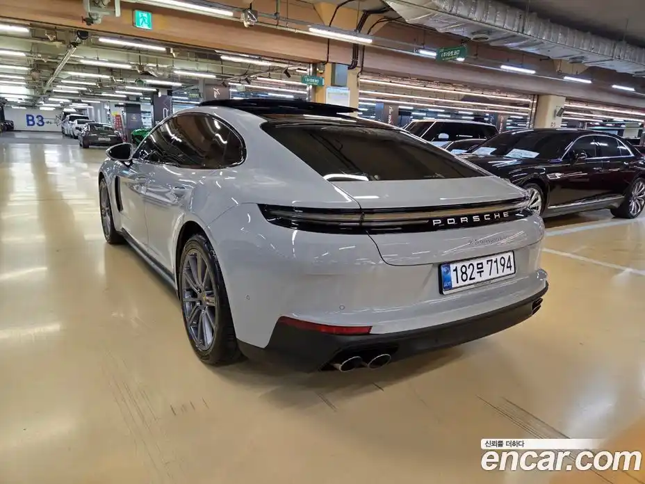 Porsche Panamera 2025 2.9 автомат (гидро), фото 4