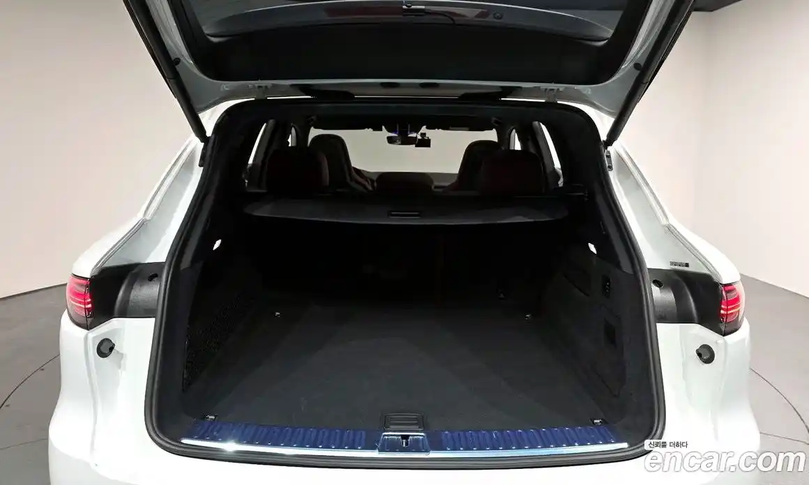 Porsche Cayenne 2022 3.0 автомат (гидро), фото 34