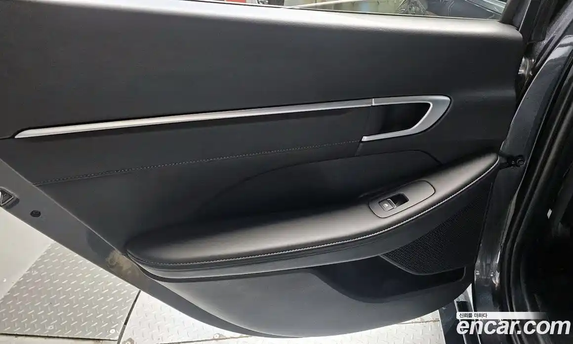 Hyundai Sonata 2024 2.0 автомат (гидро), фото 15