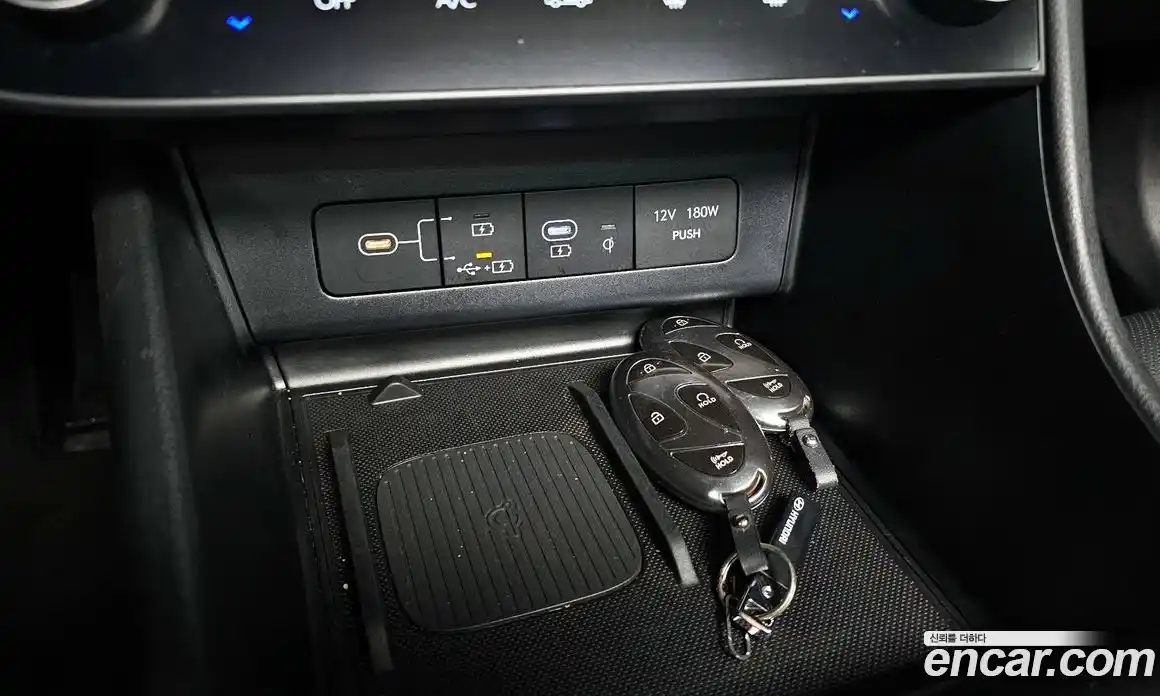 Hyundai Sonata 2024 2.0 автомат (гидро), фото 25