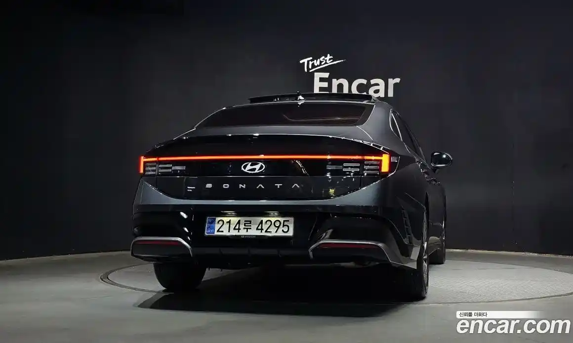 Hyundai Sonata 2024 2.0 автомат (гидро), фото 4