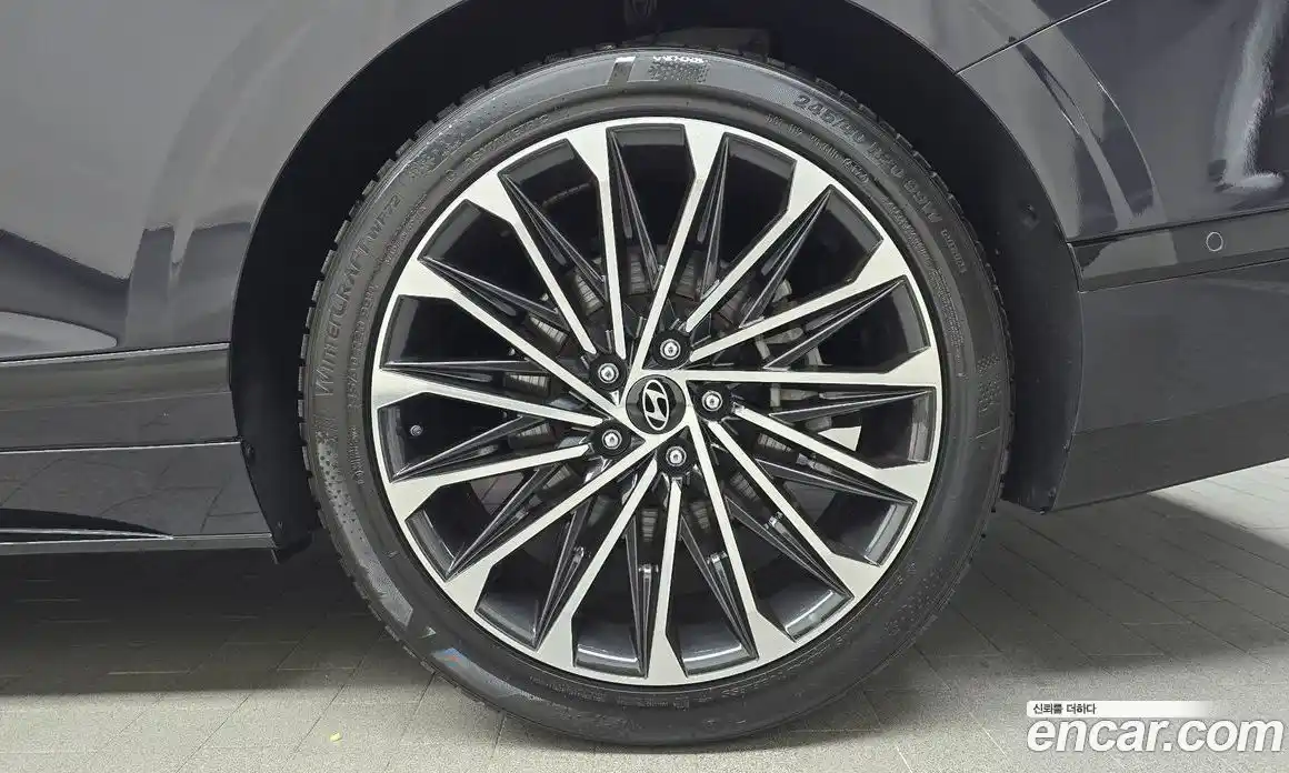 Hyundai Grandeur 2024 3.5 автомат (гидро), фото 7