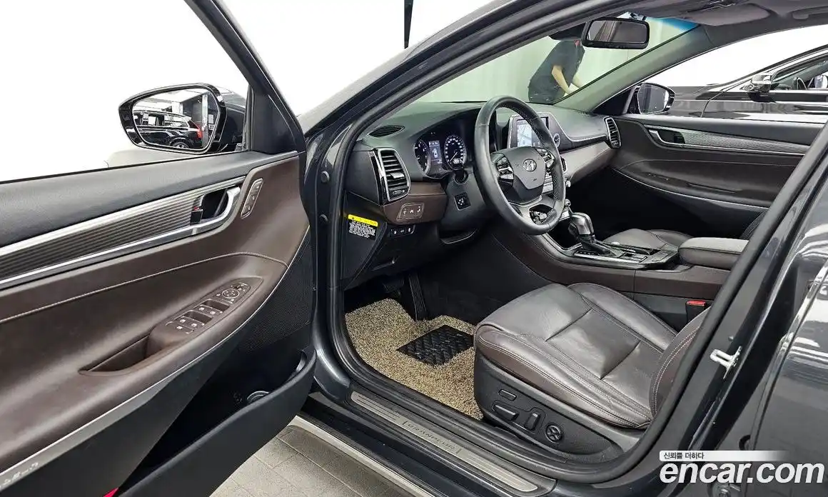 Hyundai Grandeur 2017 2.4 автомат (гидро), фото 13