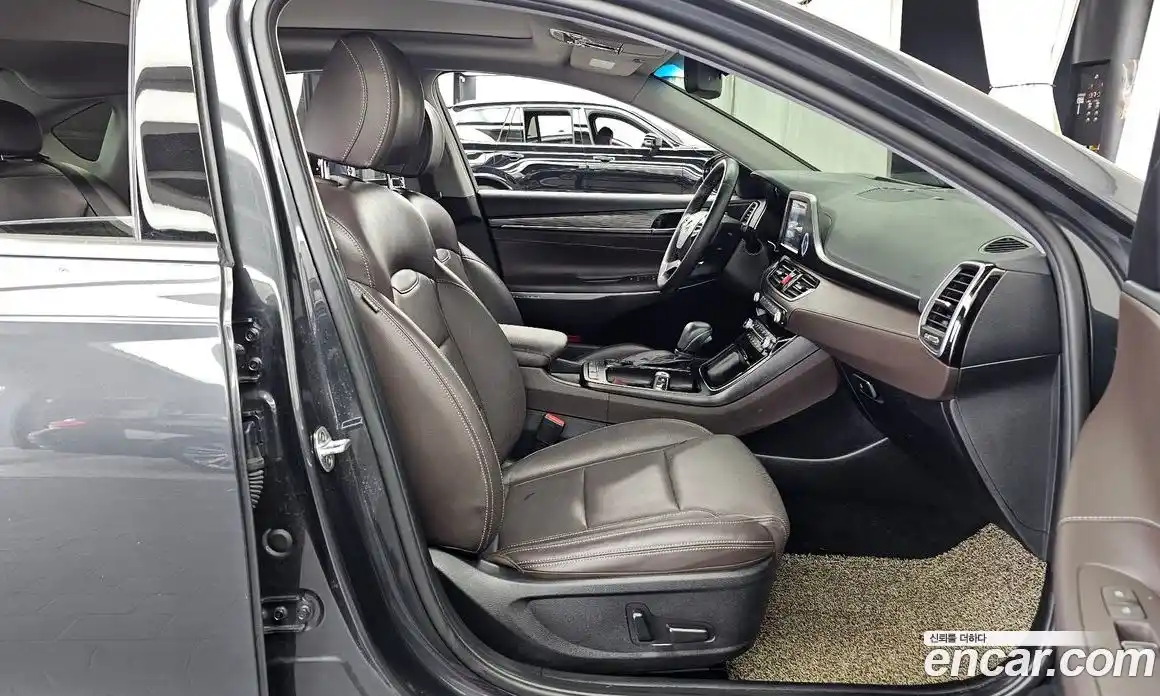 Hyundai Grandeur 2017 2.4 автомат (гидро), фото 17