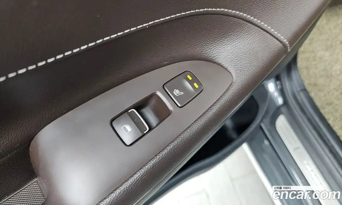 Hyundai Grandeur 2017 2.4 автомат (гидро), фото 25