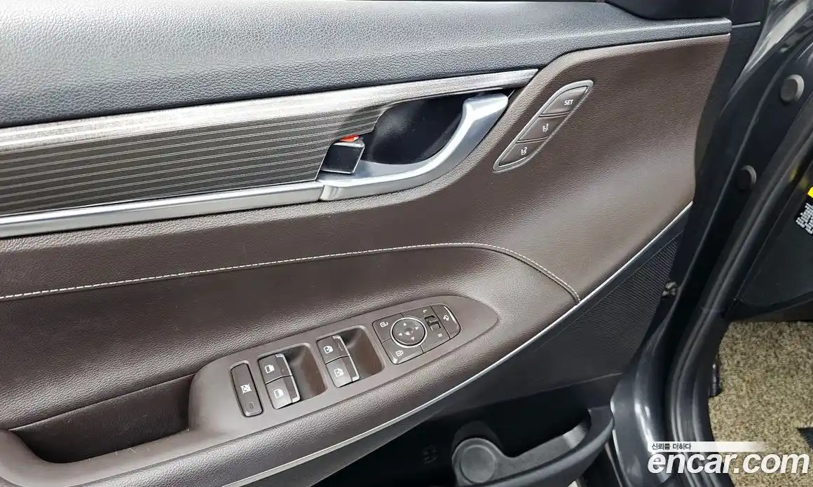 Hyundai Grandeur 2017 2.4 автомат (гидро), фото 29