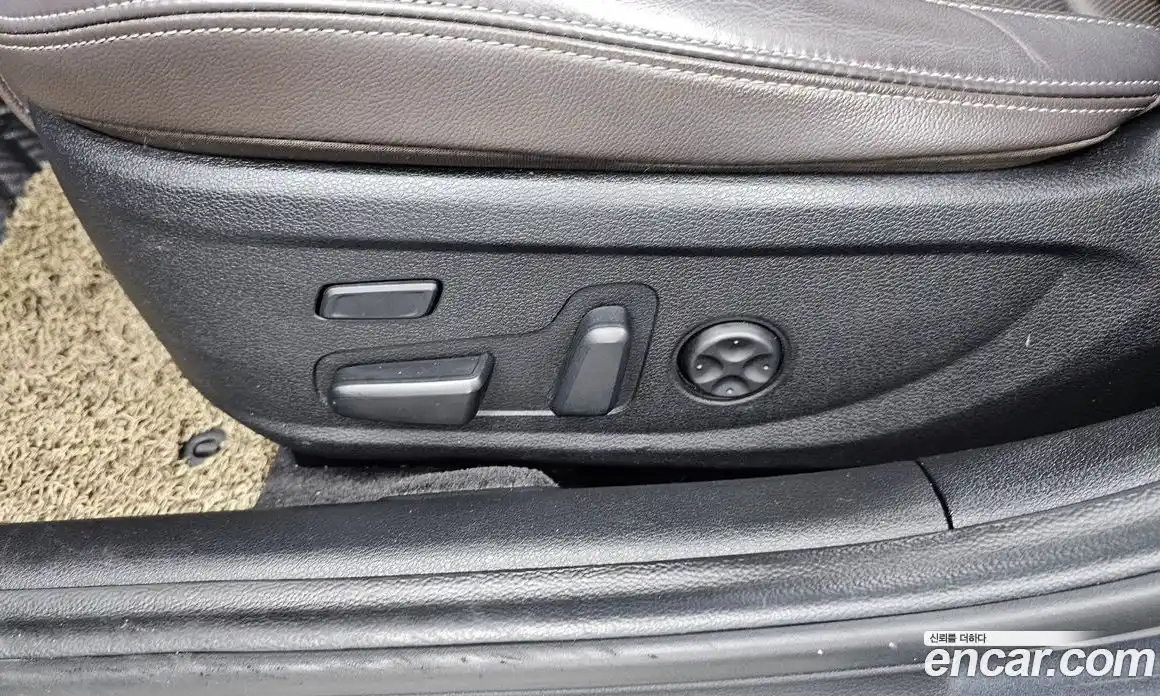 Hyundai Grandeur 2017 2.4 автомат (гидро), фото 31