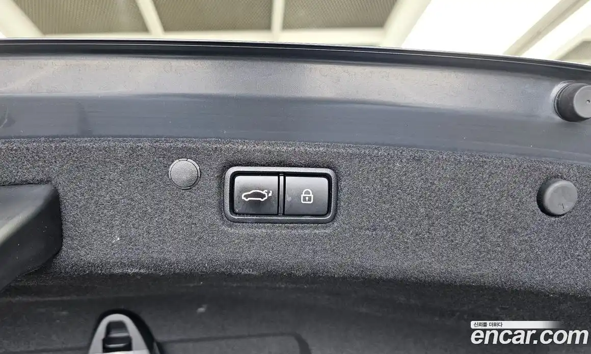 Hyundai Grandeur 2017 2.4 автомат (гидро), фото 32