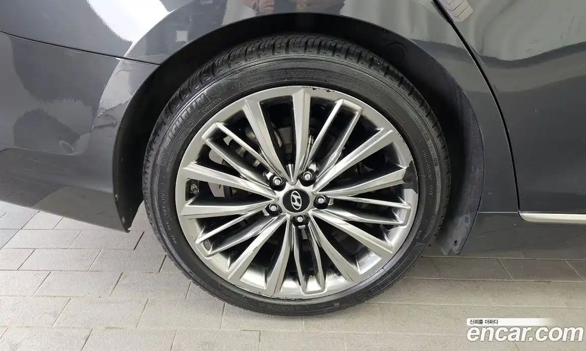 Hyundai Grandeur 2017 2.4 автомат (гидро), фото 5